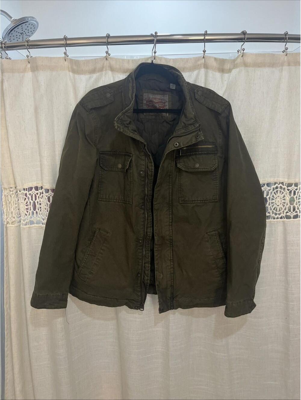 Levi’s Military Field Jacket Men's Military Green Barn Coat Quilt Lined Large